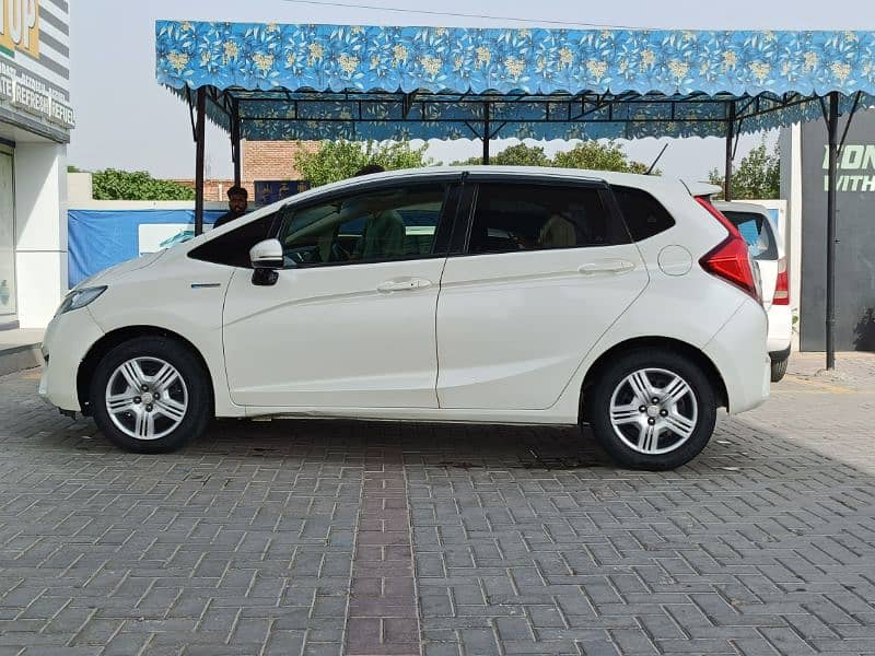 Honda Fit 2014 6