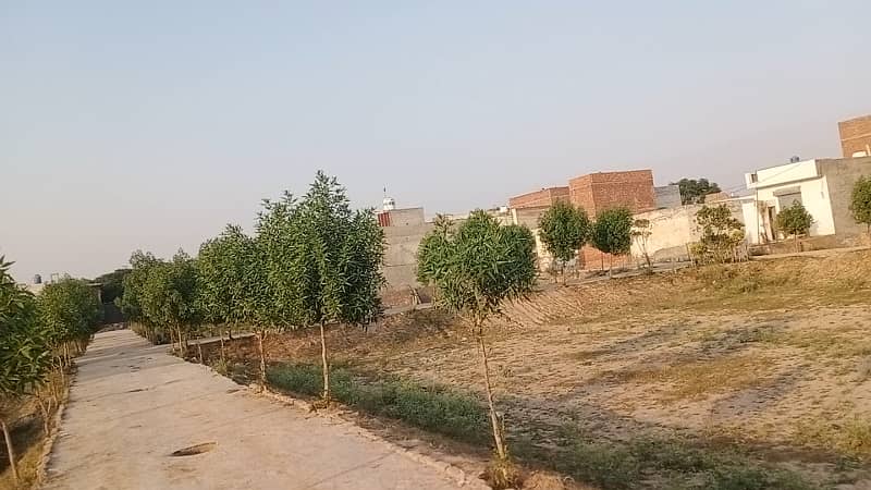 10 Marla plot near ferozpur road and new defence road Kahna nau Lahore 13