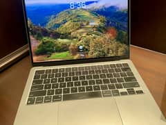 Apple MacBook Air 2022, M2 Chip, 13.6", 256GB SSD, Lightweight Laptop