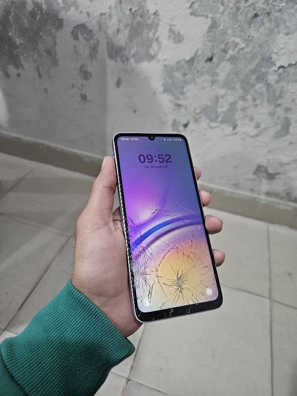 Samsung A05 4/128gb 7