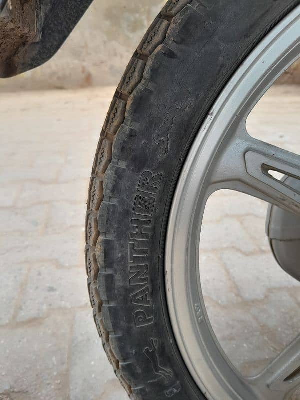 Gd110 panther  back  tyre 0