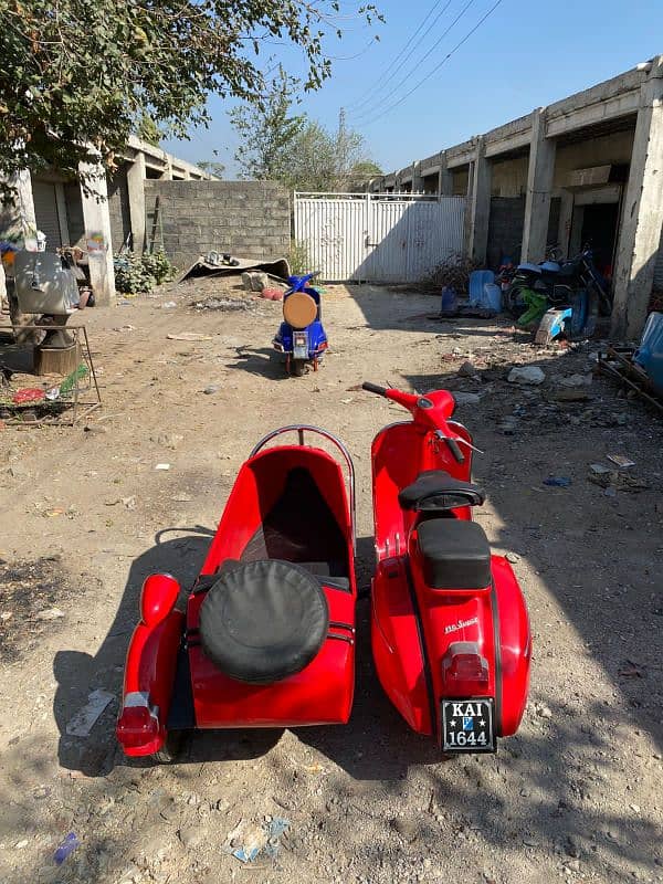 Italian sidecar vespa 1966 model 1