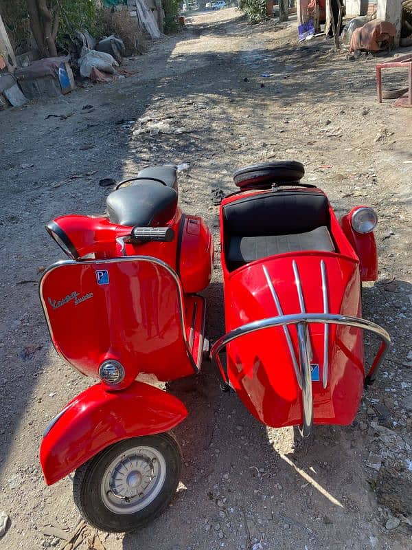 Italian sidecar vespa 1966 model 3