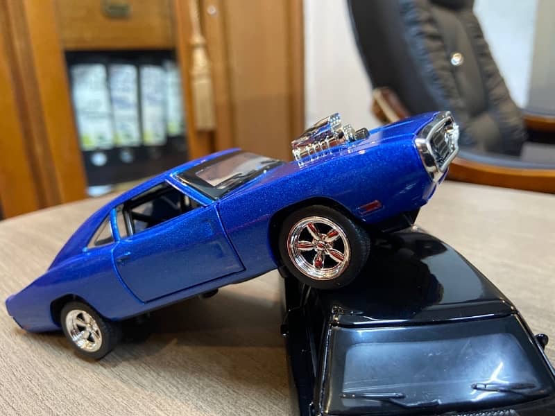 Die cast metal car 2