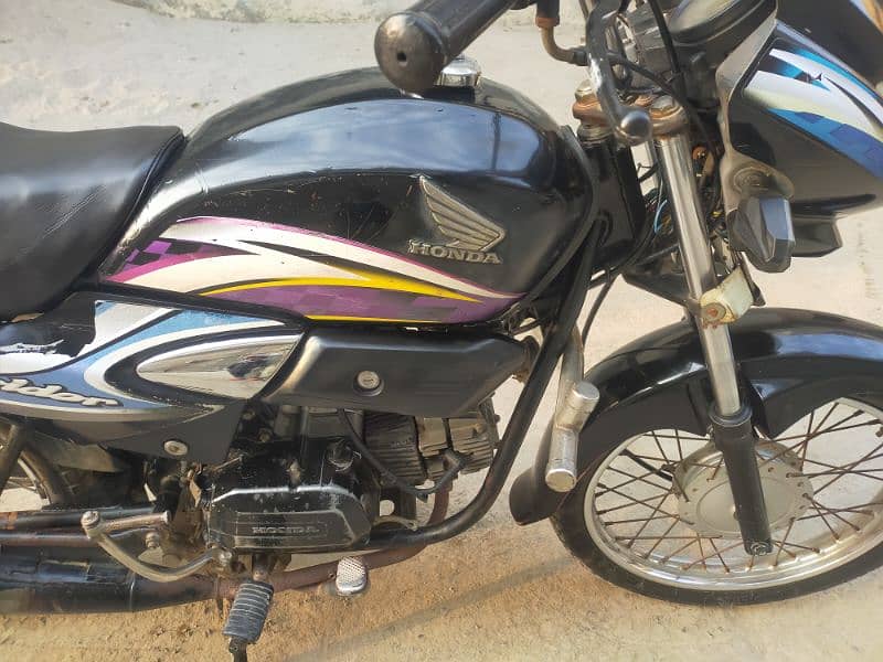 Honda pridar 100 model 15 for sell 4