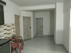 Grey Noor Tower Shopping Mall 3bed DD