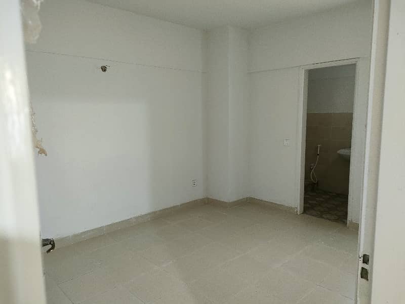 Grey Noor Tower Flat 2 Bed DD 1st Floor For Sale 10