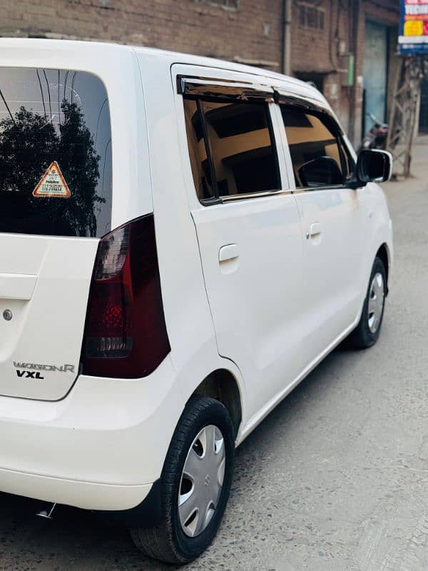 Suzuki Wagon R 2017 5