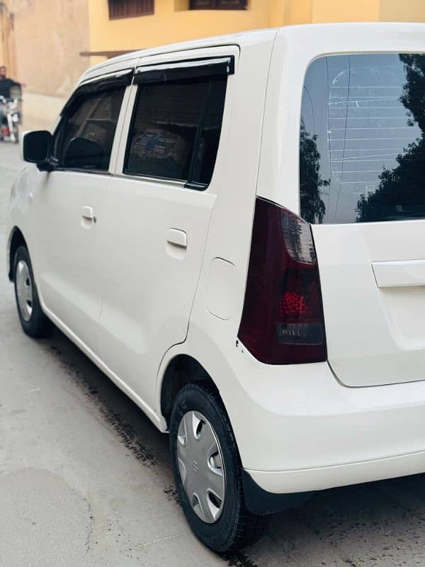 Suzuki Wagon R 2017 6