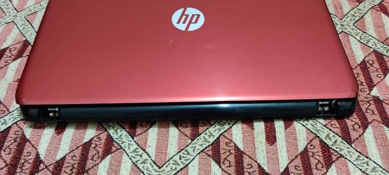 HP LAPTOP 1