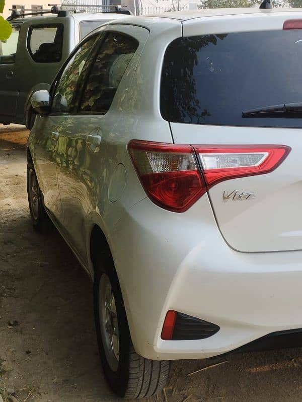 Toyota Vitz 2017 4