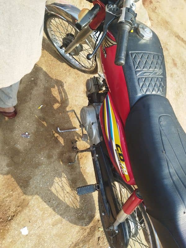 Honda CD 70 for sale 7