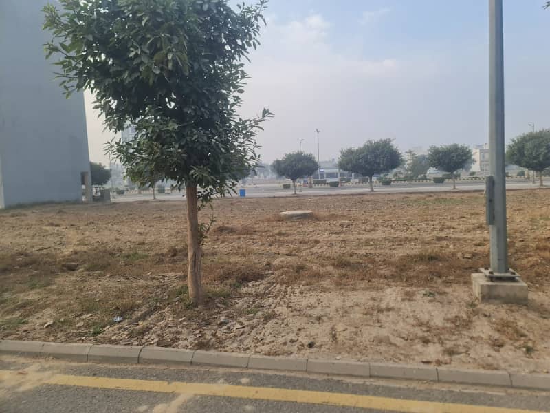 5 Marla Commercial Plot For Sell 3