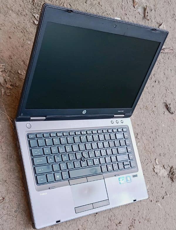 HP CORE i5 NEW CONDITION LAPTOP EVERYTHING OK 2