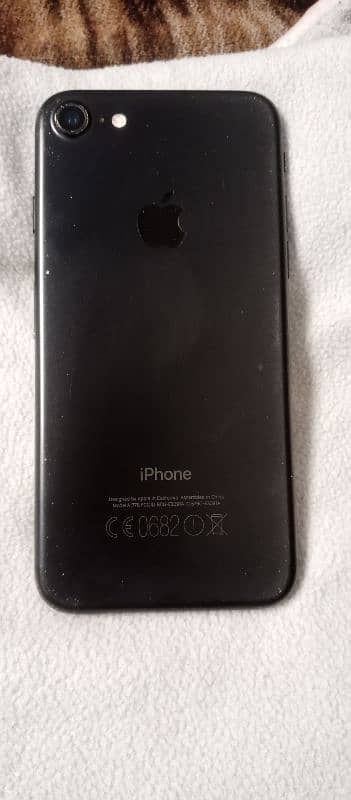 iphone 7 . . 128 Gb  PTA approved Good Condition 3