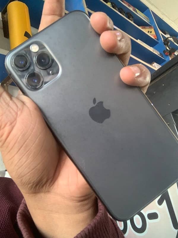 i phone 11pro 256 factory 5