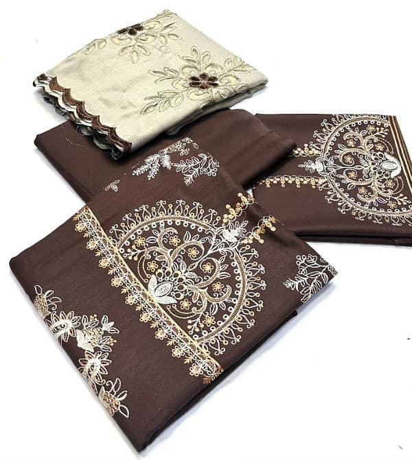 Bareeza Embroidery 3pc Dhanak collection 4