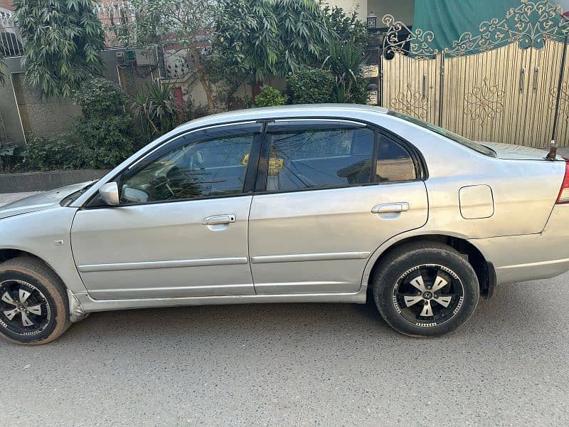 Honda Civic EXi 2005 2