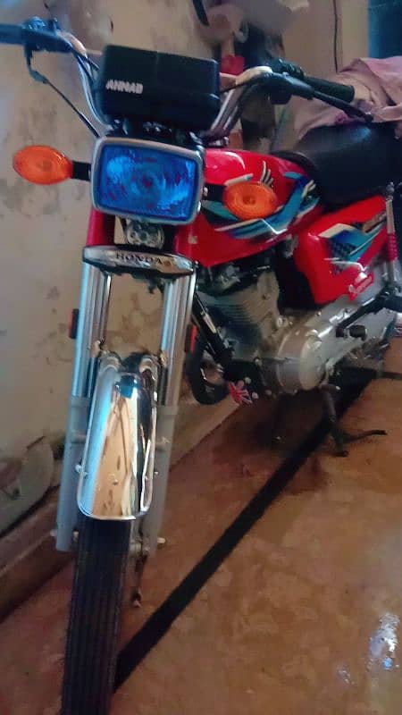 Honda 125 2024 1