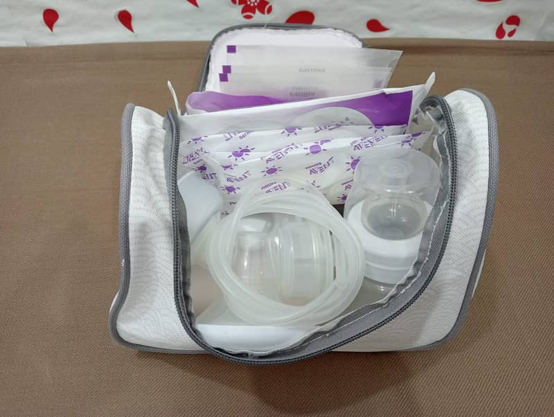 Philips Avent Electric Breasts Pumps 17