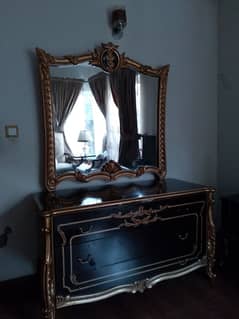 dressing table