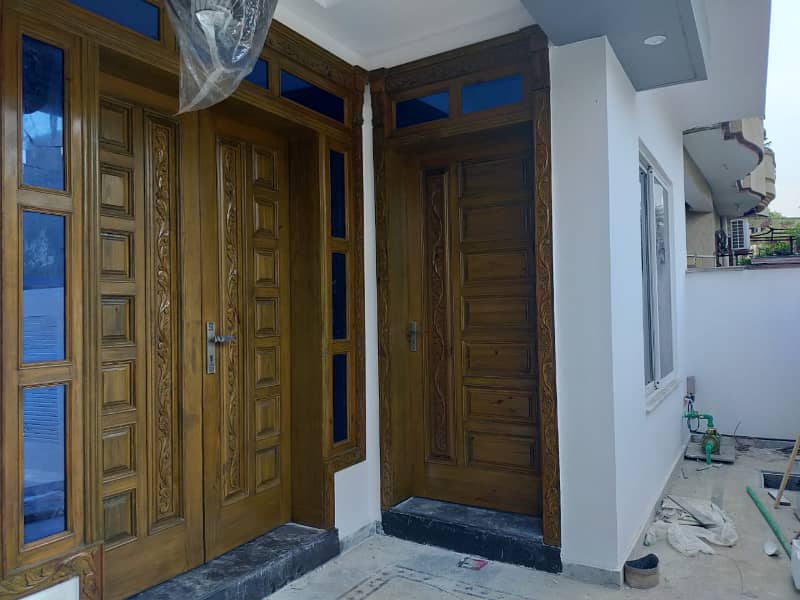 Gas Meter Install Used 25 X 40 Luxury House For Sale In G-13 Islamabad 4