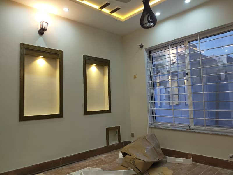 Gas Meter Install Used 25 X 40 Luxury House For Sale In G-13 Islamabad 6