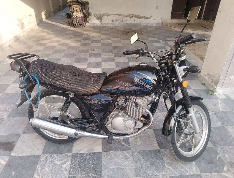 Suzuki GS 150 SE , First Owner 2