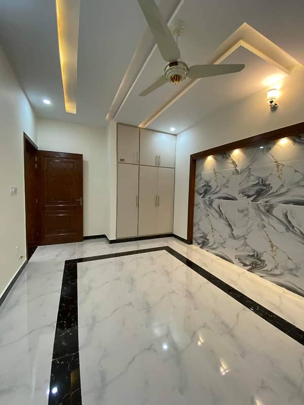 Brand New Modern Luxury 35 X 70 House For Sale In G-13 Islamabad 4