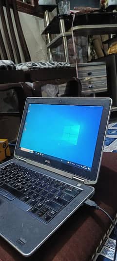 Dell latitude E6330 Intel core i5 3rd Gen with original charger