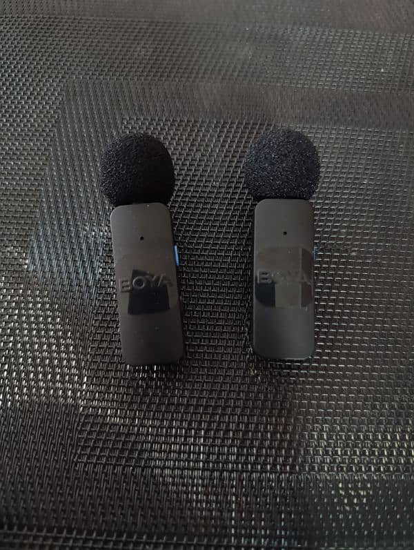 BOYA Wireless Microphone BY-V2 (PRICE IS NEGOTIABLE) 5