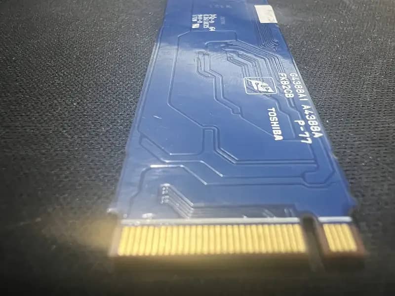 256 GB SSD Card for Sale – Rs. 6,000 9