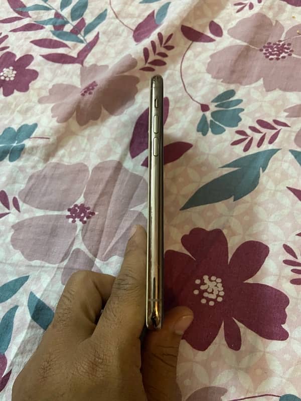 iphone 11 pro 256gb non pta 2