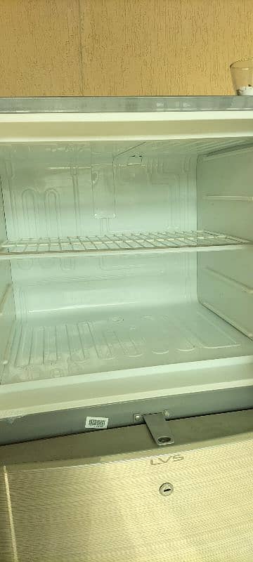 Fridge for sale 4