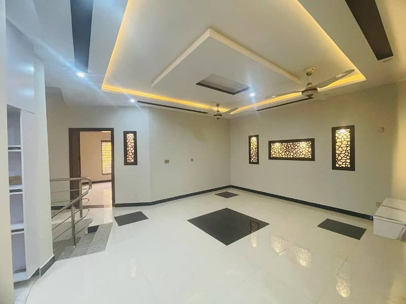 10 marla full house available for rent in bahria enclave 26