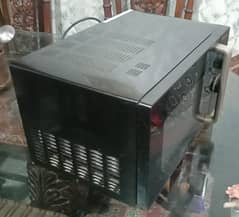 23 Liters Dawlance Microwave for sale in Good Condition