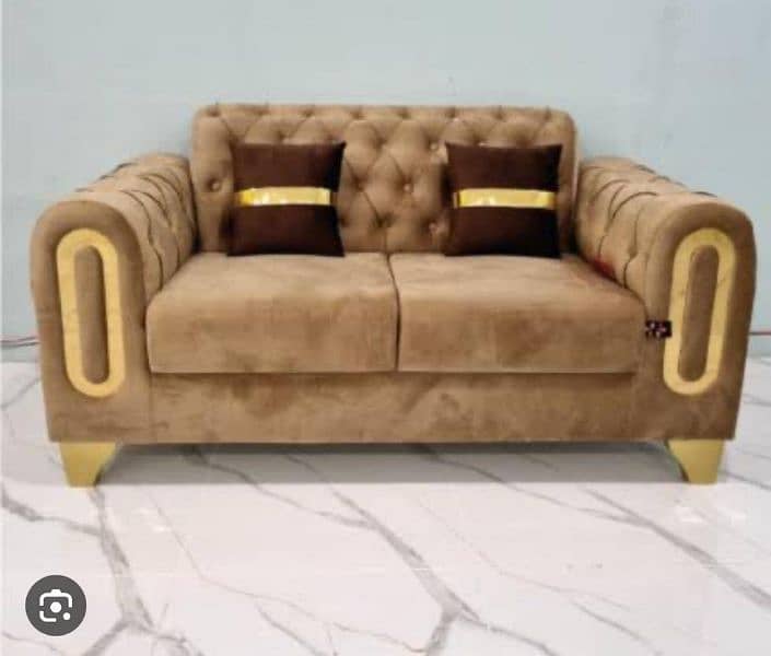 sofa. posha hom sarvs 14