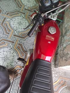 honda 125 red colour orignal