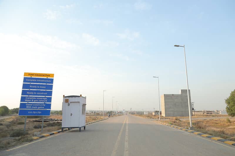 Commercial Warehouse Plot With Easy Payment Plan In Karachi Best for Factories and Companies 8