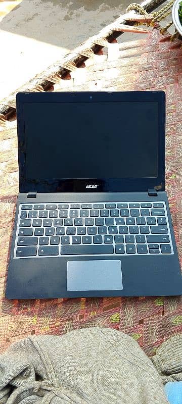 Accer C720 Model Laptop 5