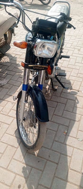 Blkl ok bike 2021 2 mainay ki engine seild koi kam NH h ok bike h 0