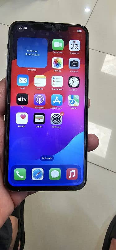 iphone 11 Pro Max condition 9/10 9