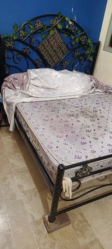 King size iron bed with mattress 3