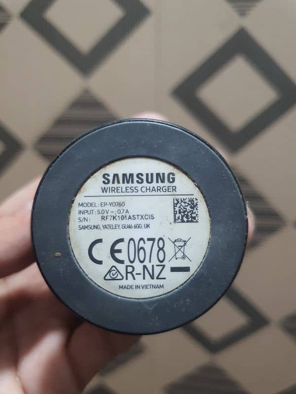 Samsung watch original charger 1