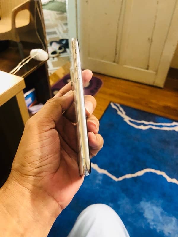 IPhone X 256GB MEMORY NON PTA 2