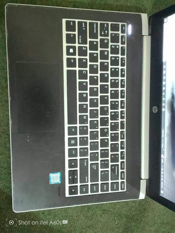 HP CORE I3 3