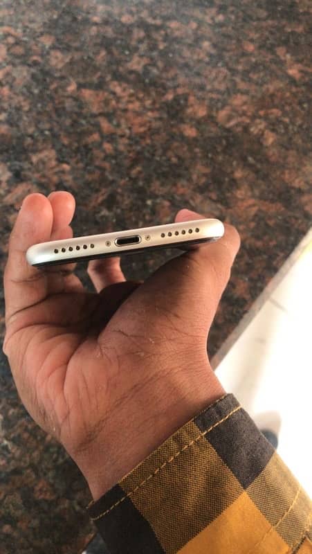 Iphone se2020 for sale Urgent 2