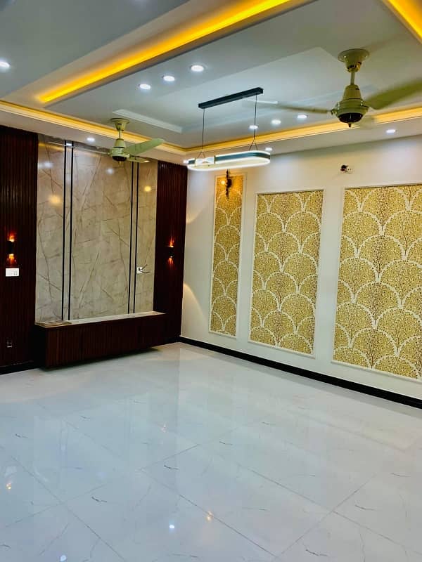 1 Kanal Full House Available For Rent Wapda Town Ph1 Block J1 4