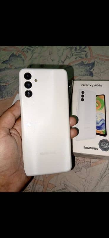 Samsung A04s 4 128 lush condition 10by10 only call location Jaranwala 0