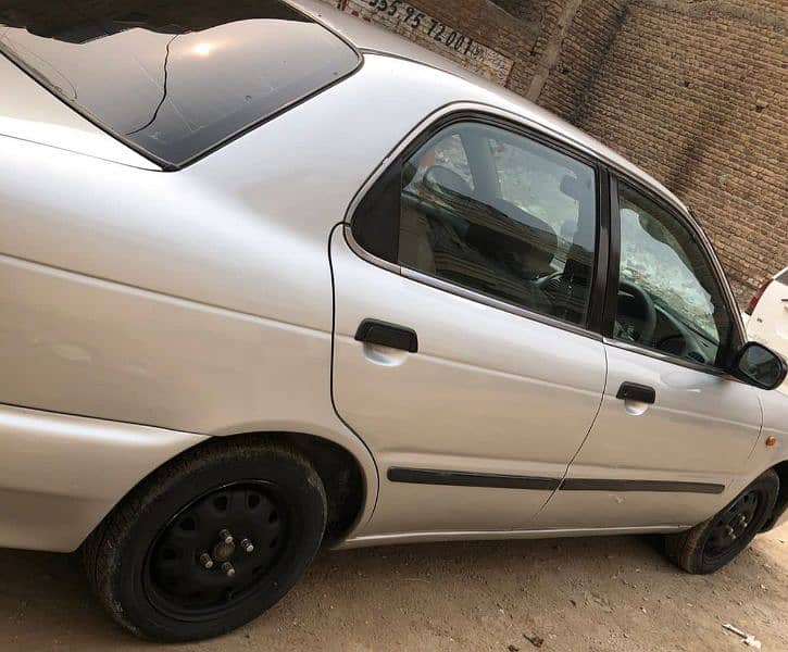 Suzuki Baleno 2004 3